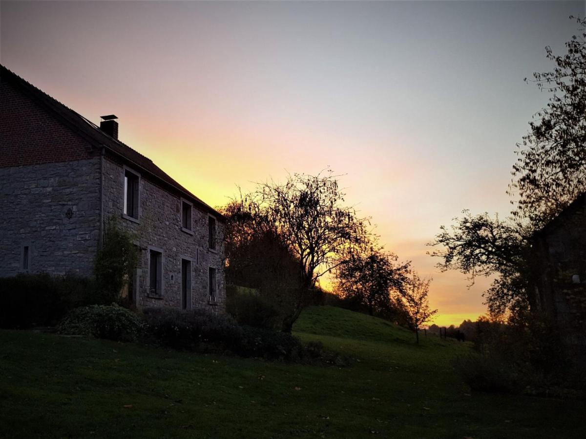 Quaint Holiday Home In Robechies Amid Meadows ชิเมย์ ภายนอก รูปภาพ