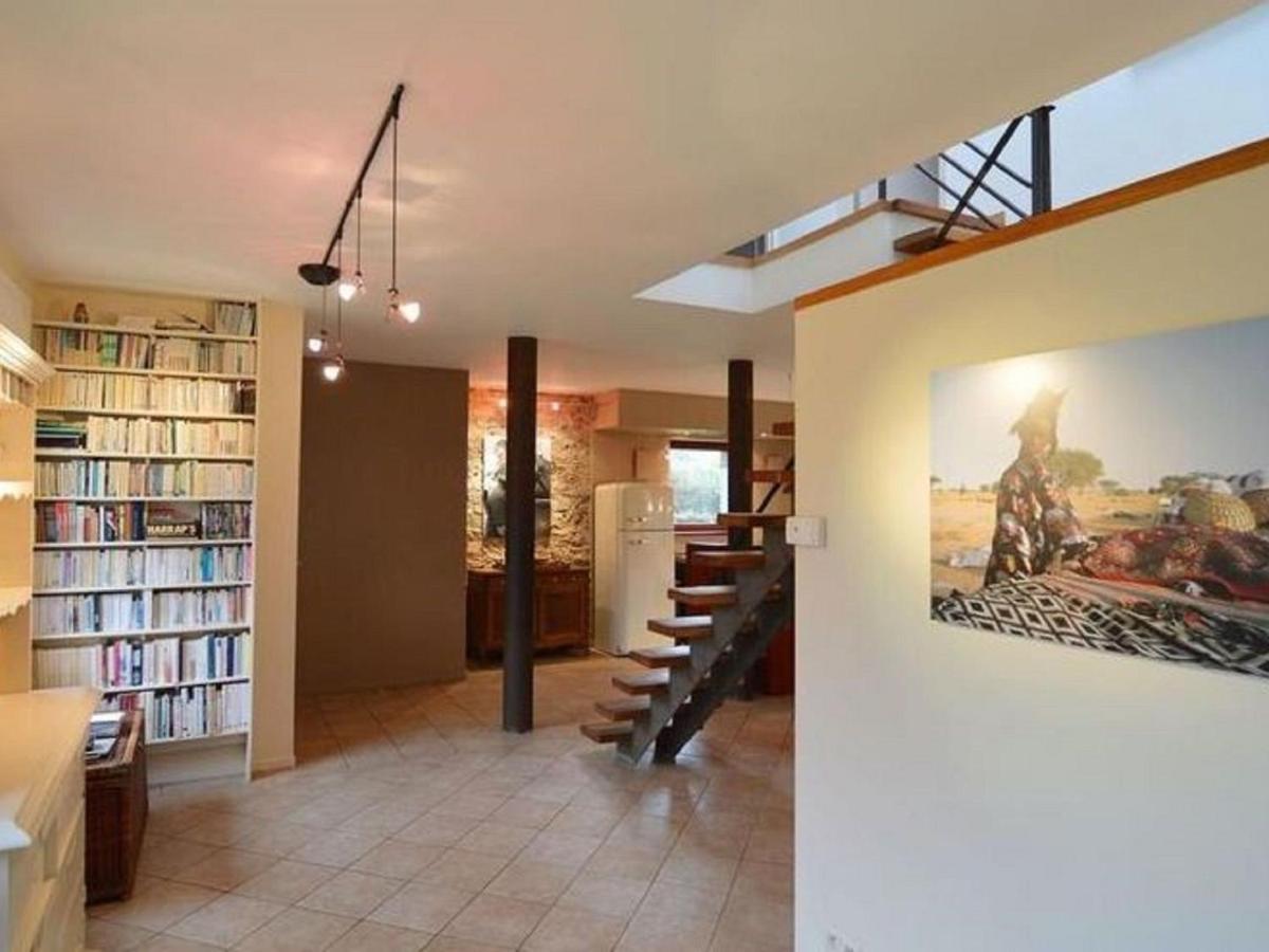 Quaint Holiday Home In Robechies Amid Meadows ชิเมย์ ภายนอก รูปภาพ