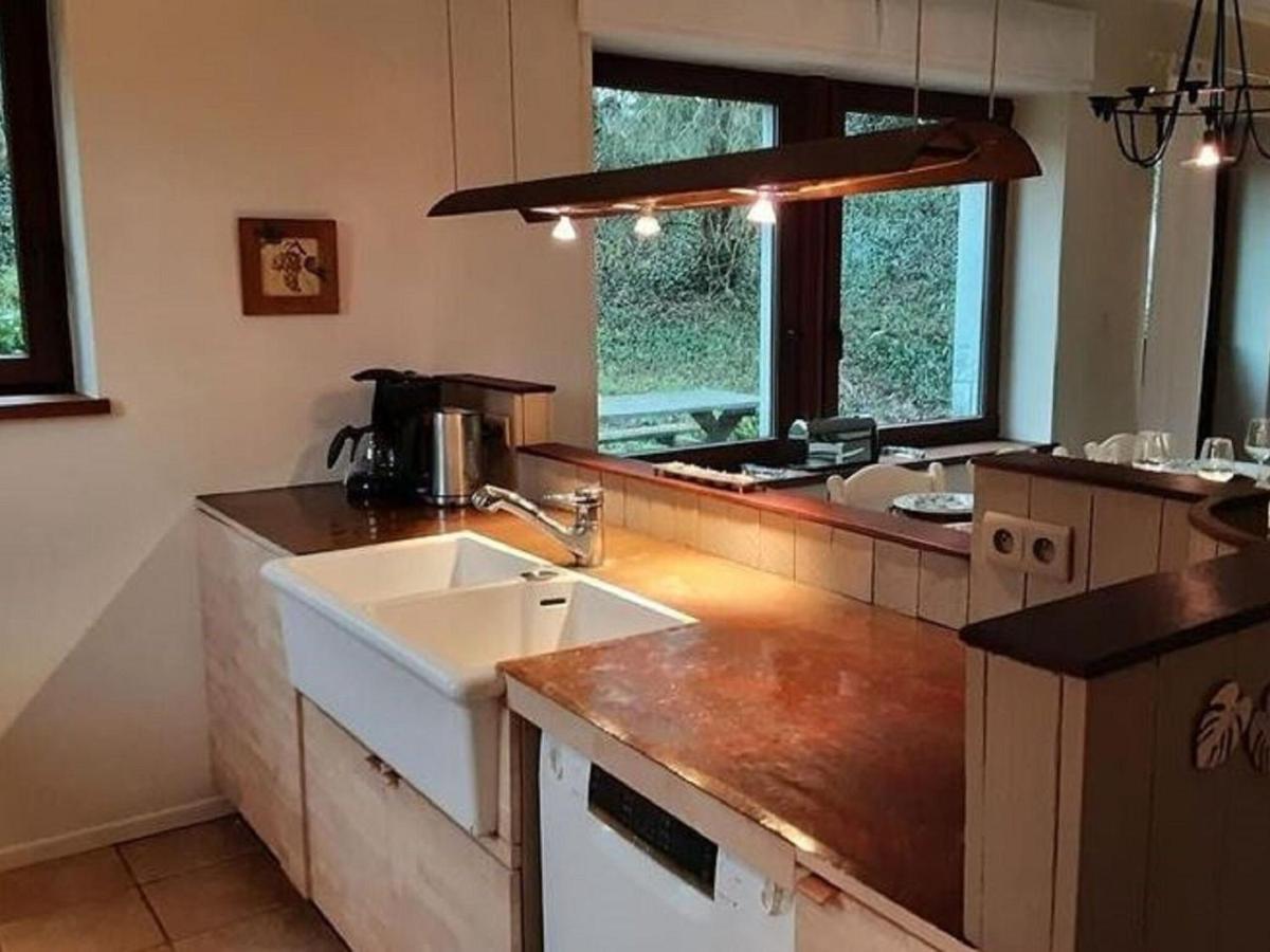 Quaint Holiday Home In Robechies Amid Meadows ชิเมย์ ภายนอก รูปภาพ
